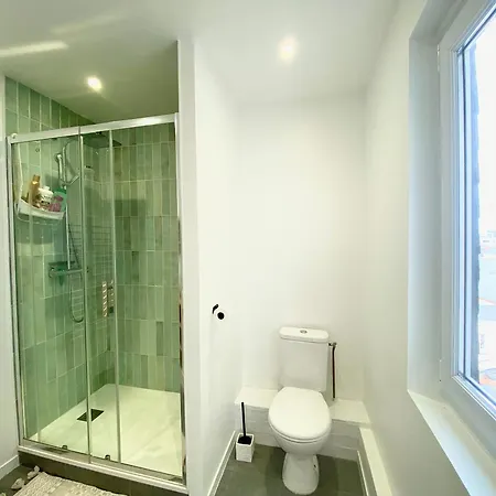 Grand Rénové Avec Goût Au Coeur D'angers, Centre Des Congrès * Angers