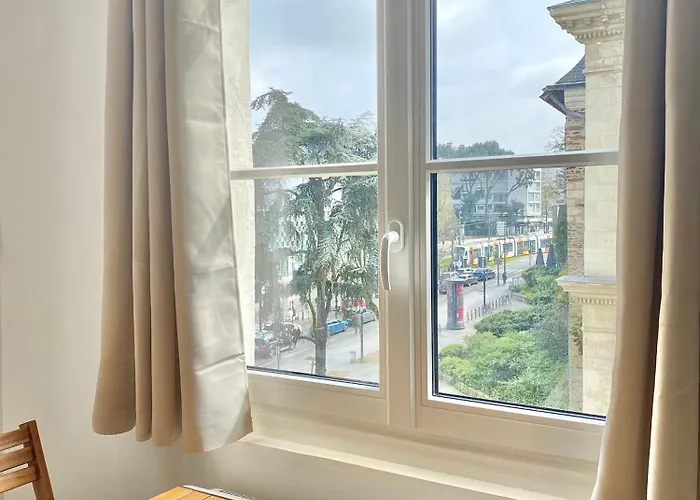 Grand Rénové Avec Goût Au Coeur D'angers, Centre Des Congrès Angers